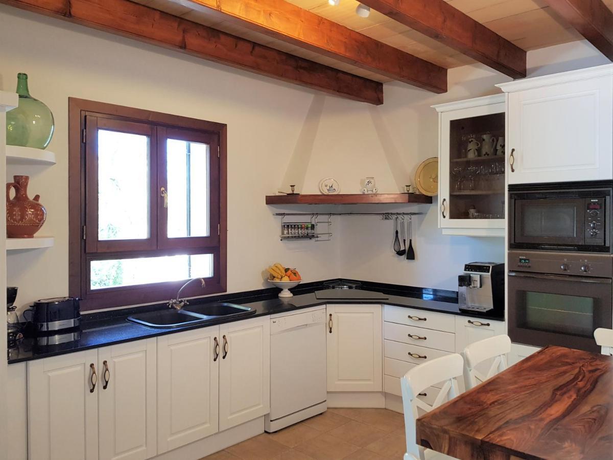 Villa Milagro - 3 Bedroom Finca Style Villa With Pool Near Golf Course/Beaches - Air Cond. Pollença Exterior foto